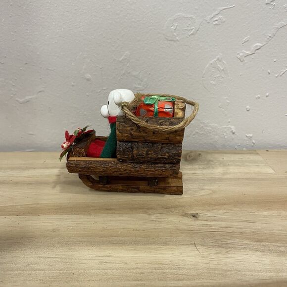 I rage Avon Log Cabin Cutie Ornament Polar Bear Christmas - Picture 5 of 5